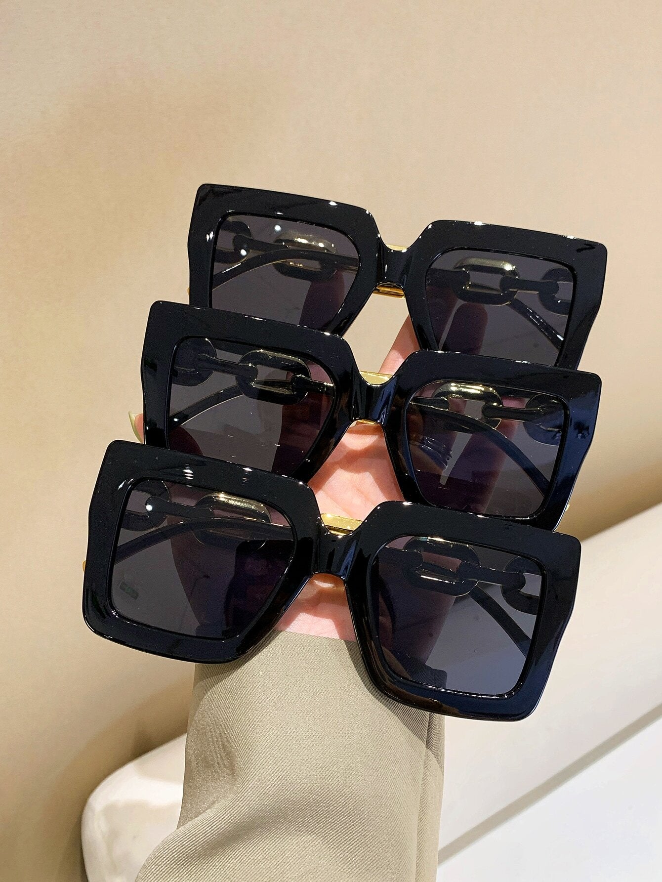 3pcs Women's Fashionable Square Shaped Plastic Decorated Sunglasses