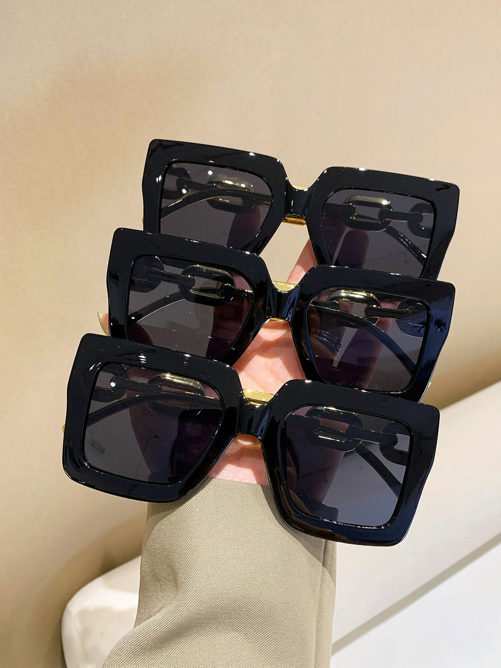 3pcs Women's Fashionable Square Shaped Plastic Decorated Sunglasses